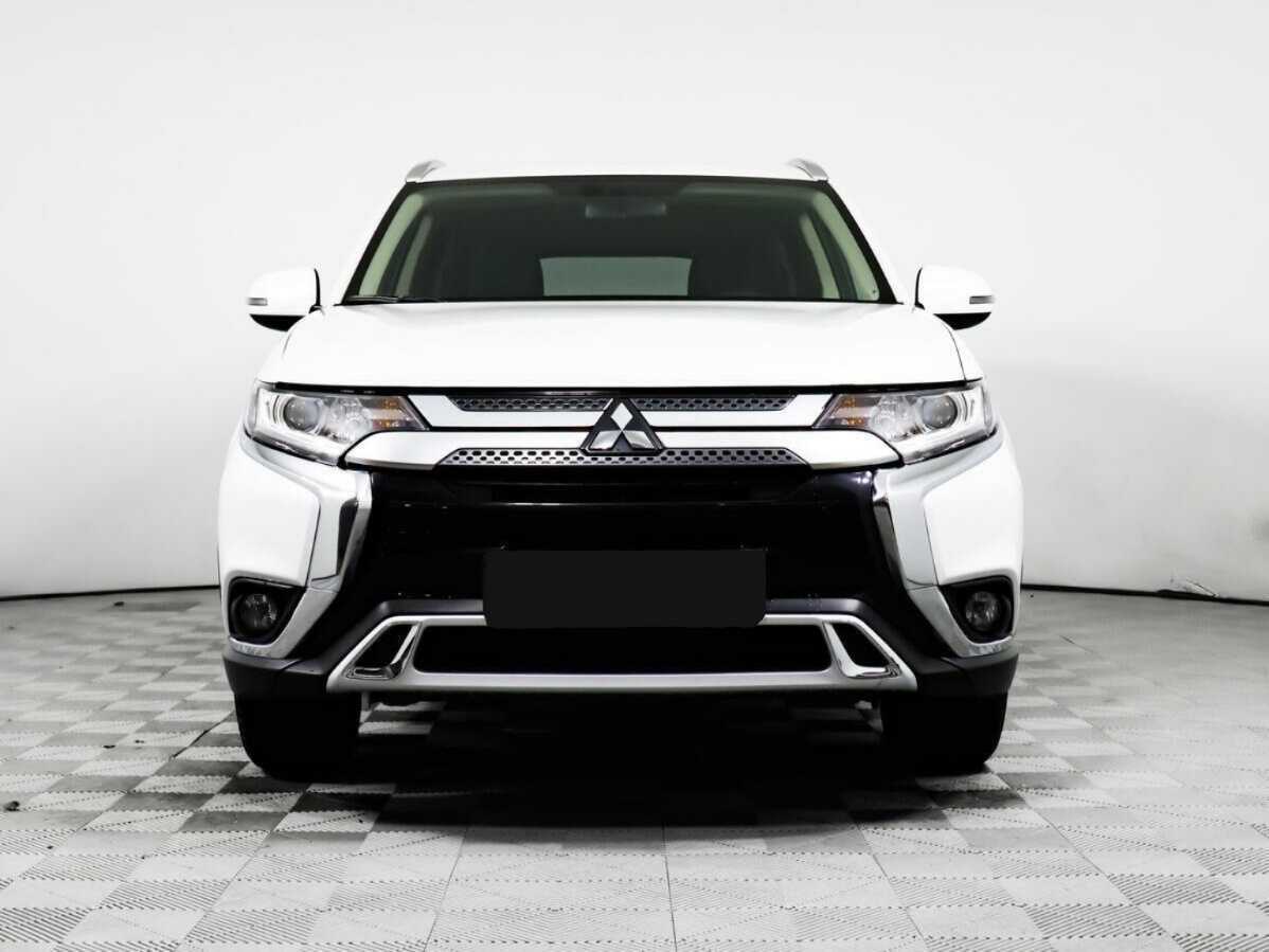 Mitsubishi Outlander 2020 года с пробегом. Фото: #1