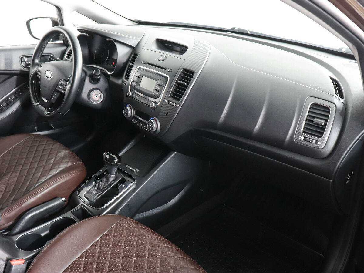 Kia Cerato 2017 года с пробегом. Фото: #9