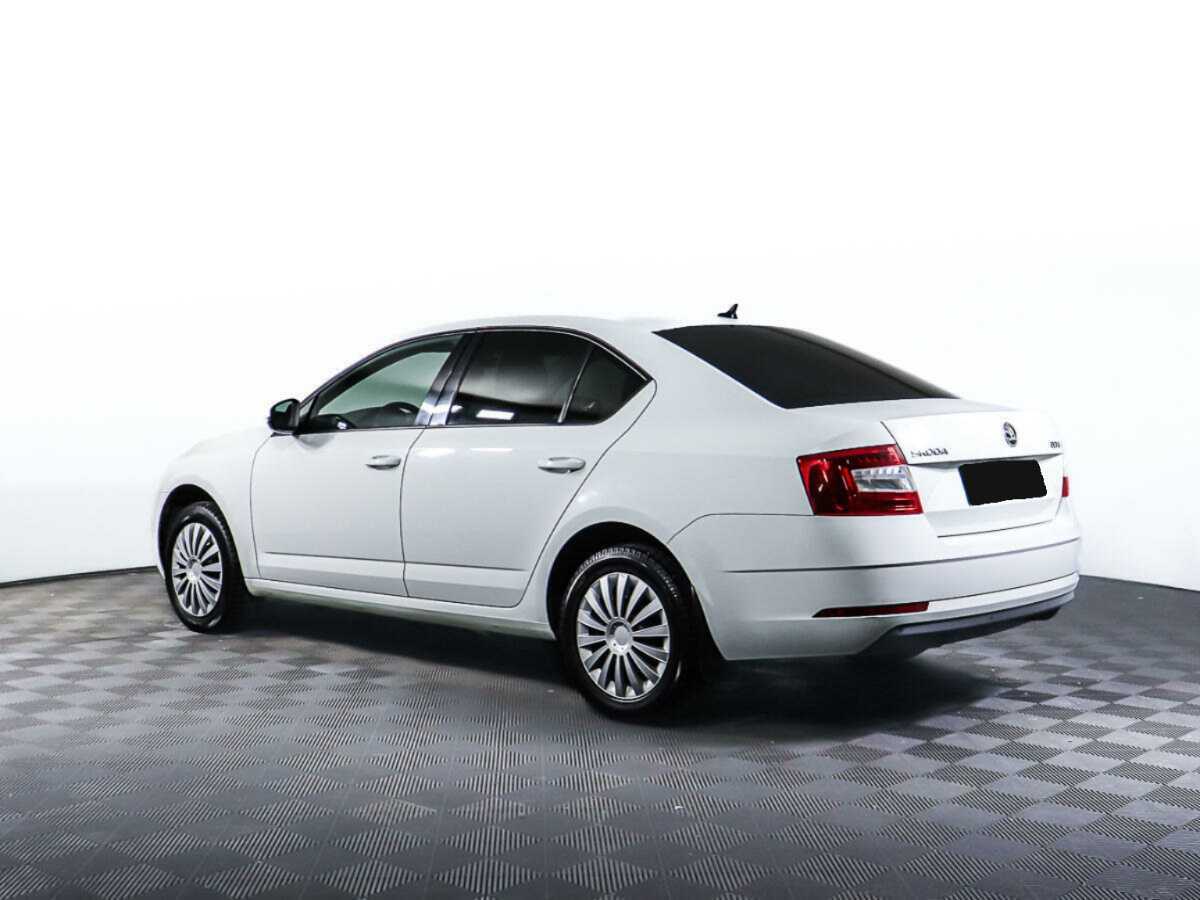 Skoda Octavia 2018 года с пробегом. Фото: #6