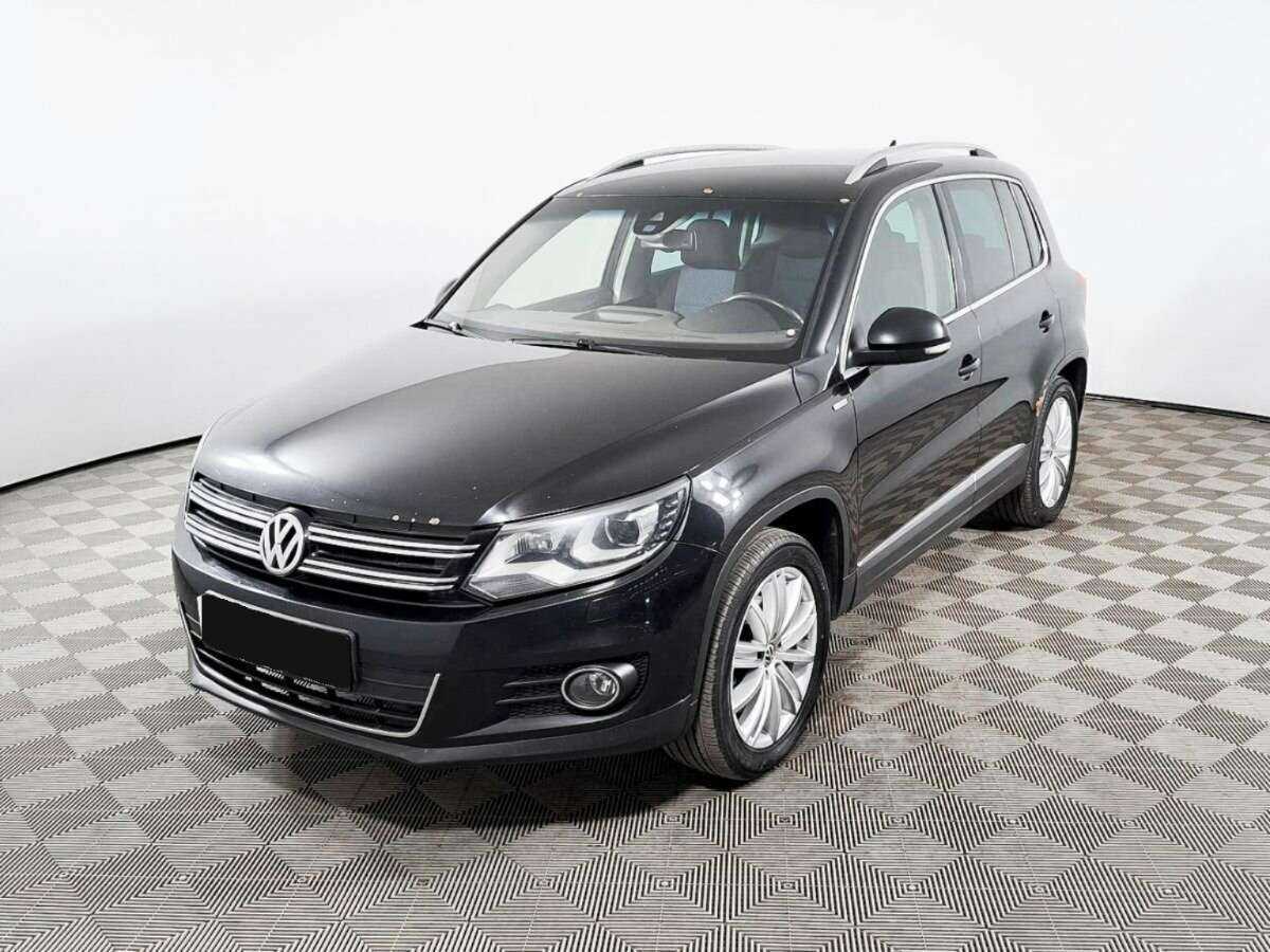 Volkswagen Tiguan 2013 года с пробегом. Фото: #0