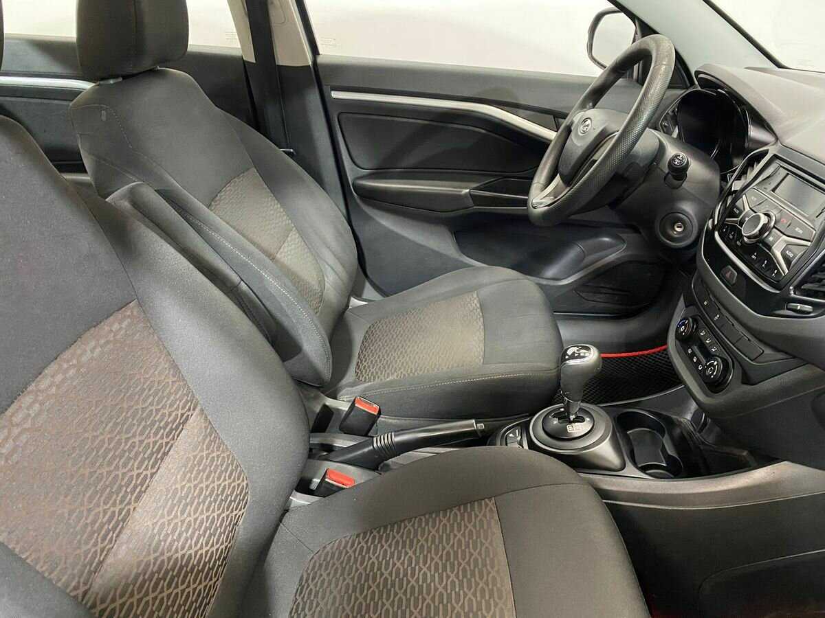 Lada (ВАЗ) Vesta 2016 года с пробегом. Фото: #9