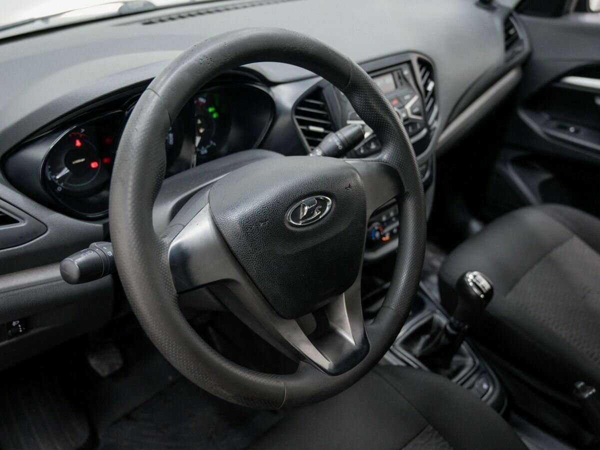 Lada (ВАЗ) Vesta 2015 года с пробегом. Фото: #16