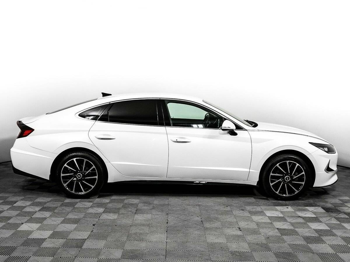Hyundai Sonata 2020 года с пробегом. Фото: #3