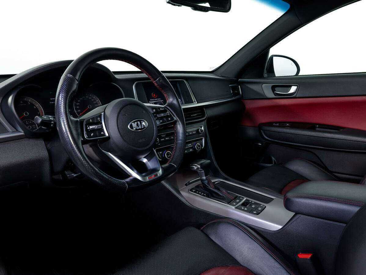 Kia Optima 2018 года с пробегом. Фото: #15