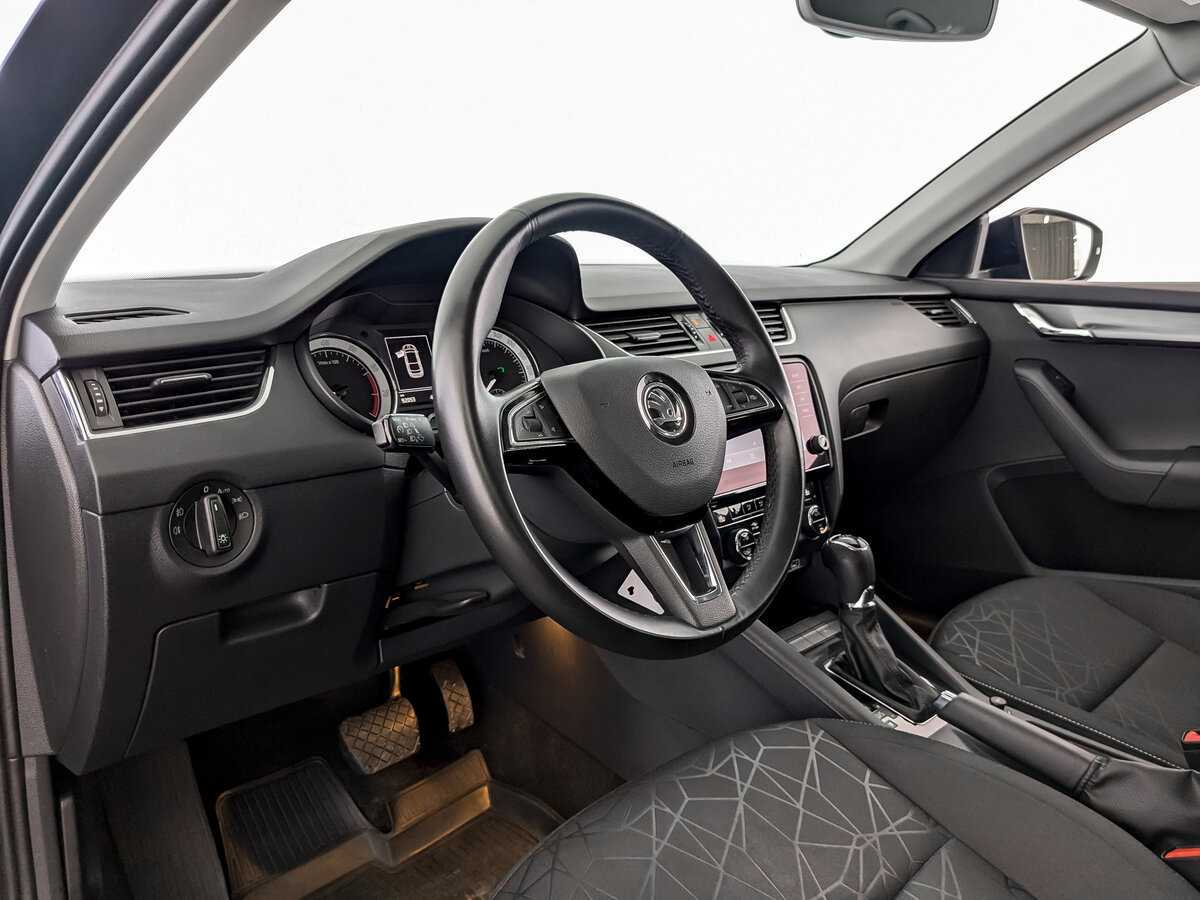 Skoda Octavia 2019 года с пробегом. Фото: #13