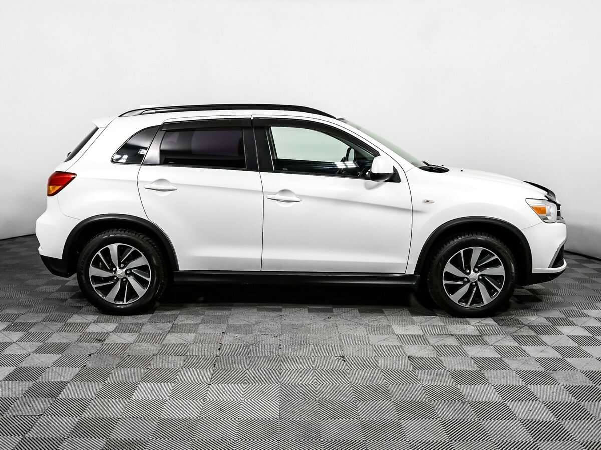 Mitsubishi ASX 2018 года с пробегом. Фото: #3