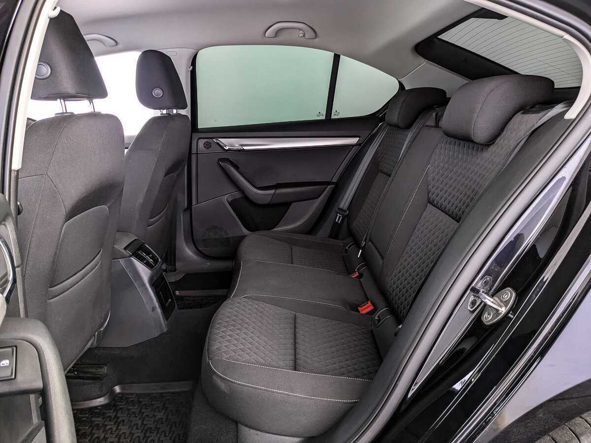 Skoda Octavia 2016 года с пробегом. Фото: #9