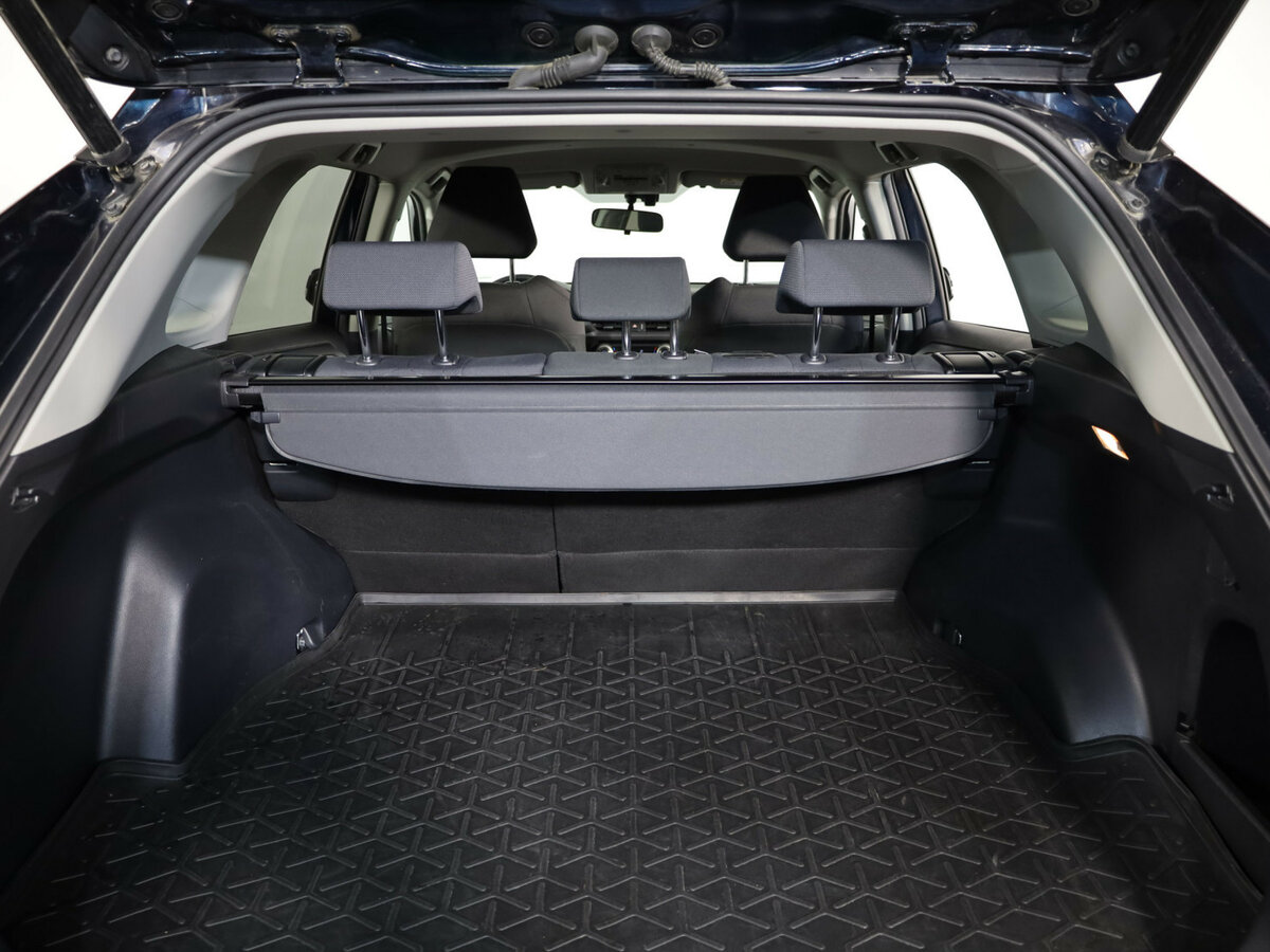 Toyota RAV4 2019 года с пробегом. Фото: #17