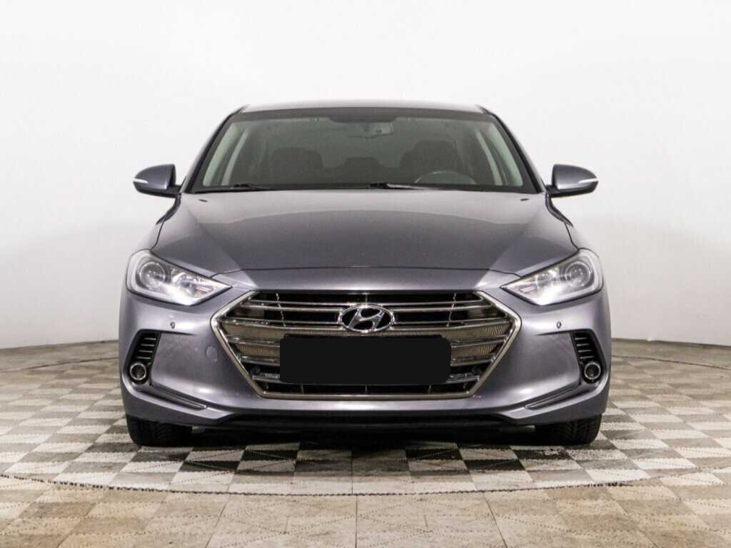 Hyundai Elantra 2018 года с пробегом. Фото: #1