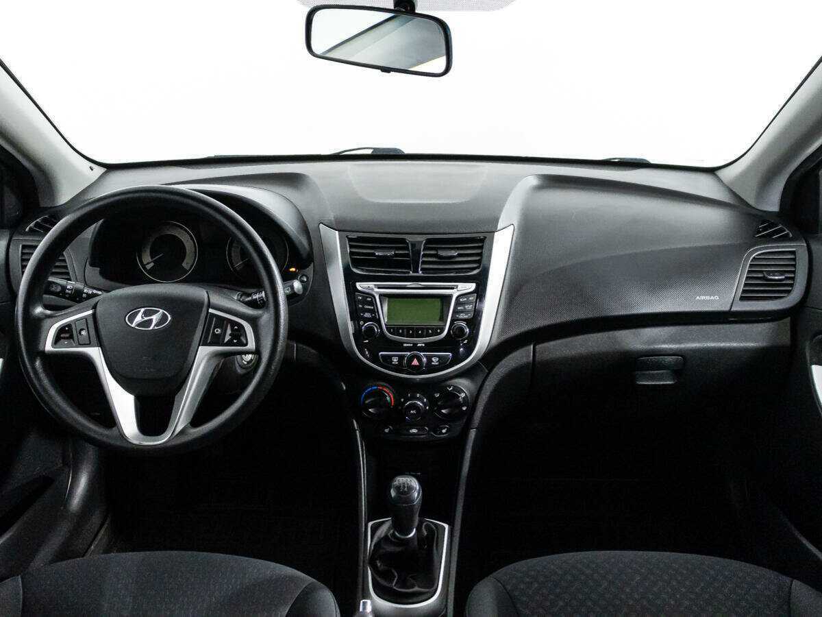 Hyundai Solaris 2012 года с пробегом. Фото: #11