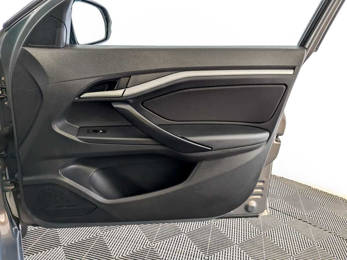 Lada (ВАЗ) Vesta 2019 года с пробегом. Фото: #23