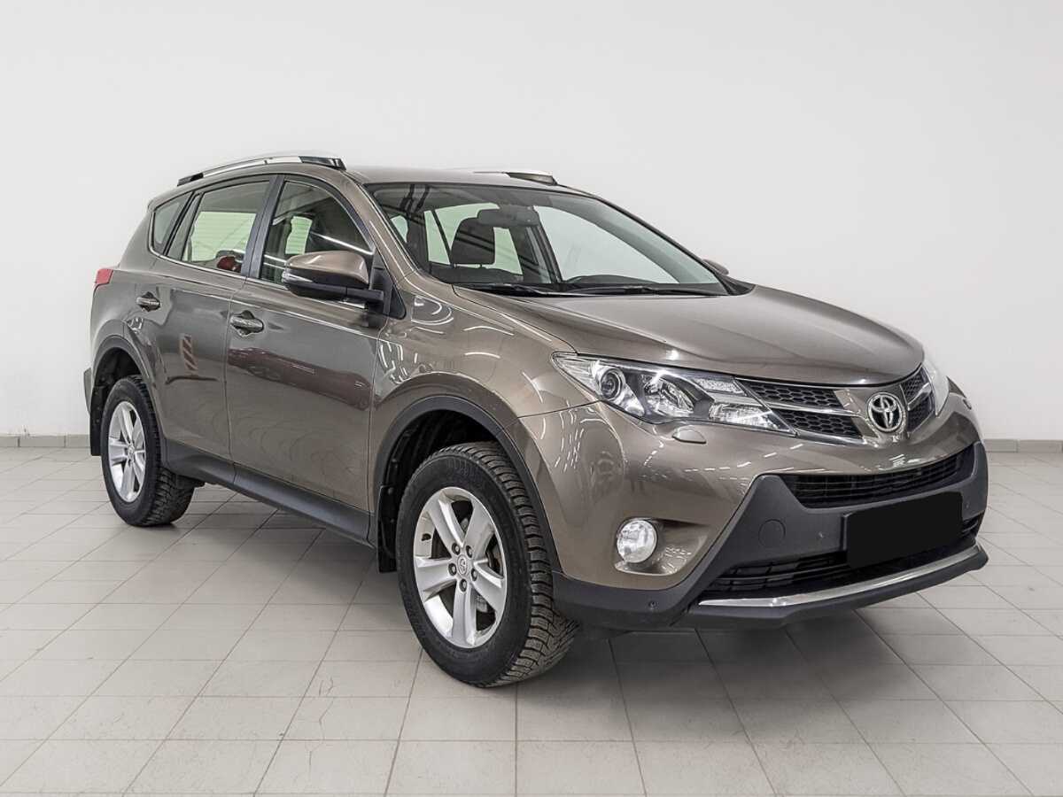 Toyota RAV4 2014 года с пробегом. Фото: #2