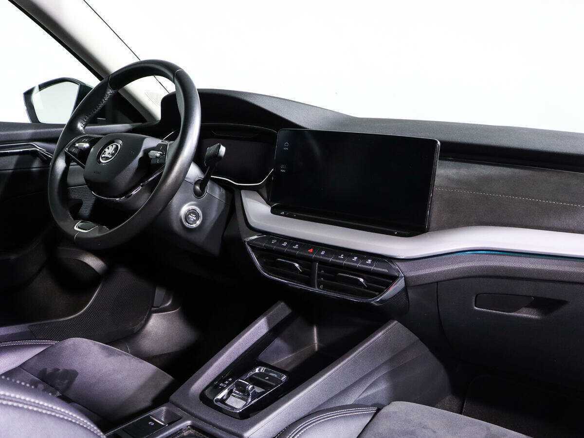 Skoda Octavia 2021 года с пробегом. Фото: #6