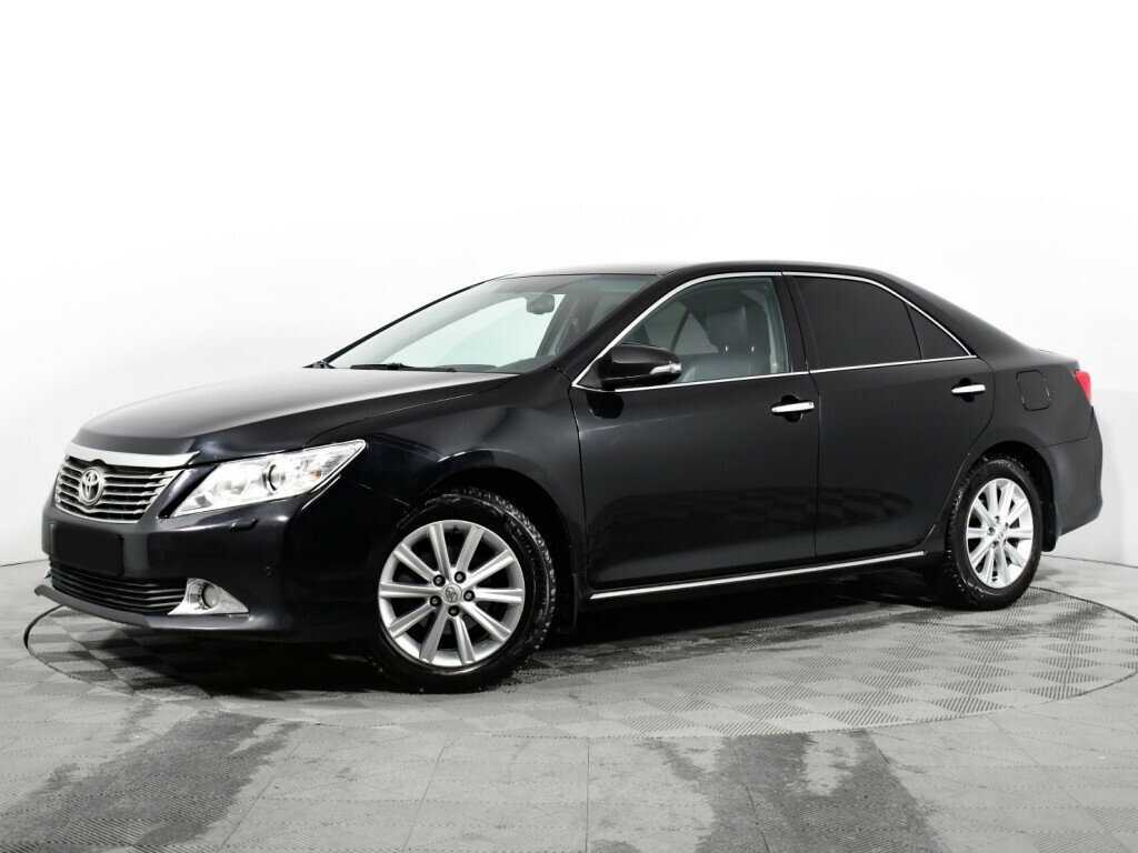 Toyota Camry 2014 года с пробегом. Посмотреть фото