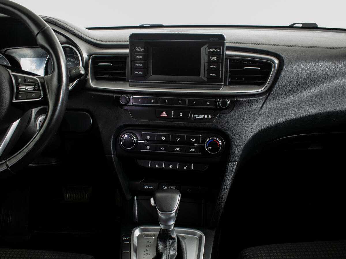 Kia Ceed 2018 года с пробегом. Фото: #4