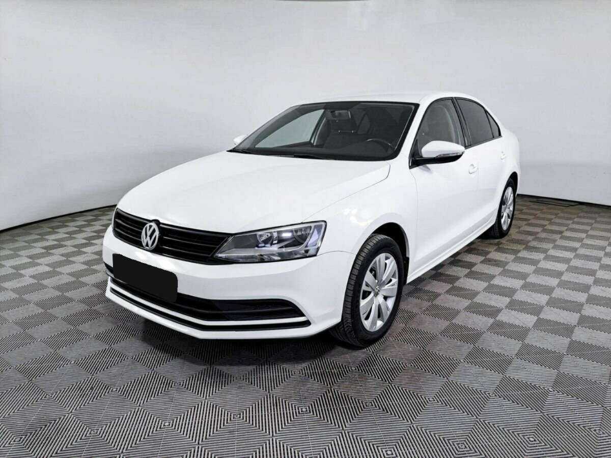 Volkswagen Jetta 2017 года с пробегом. Посмотреть фото