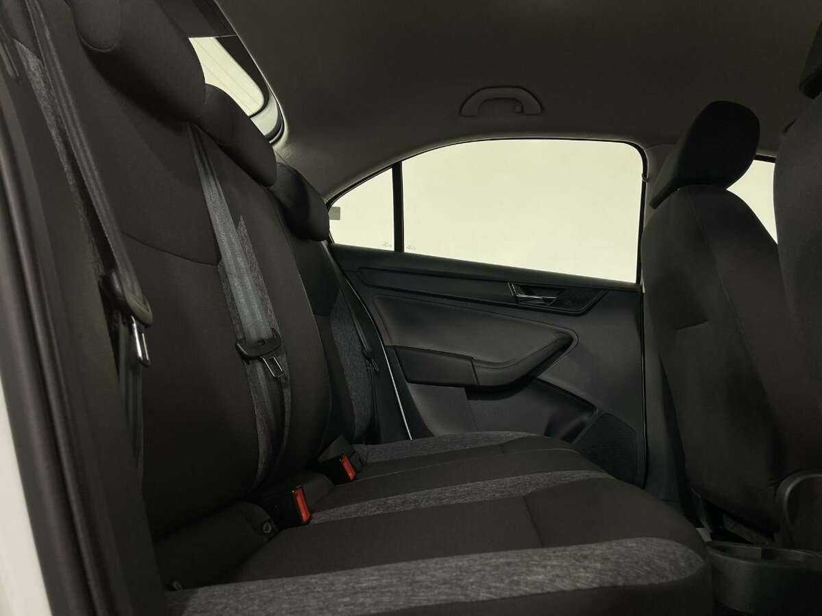 Skoda Rapid 2020 года с пробегом. Фото: #16