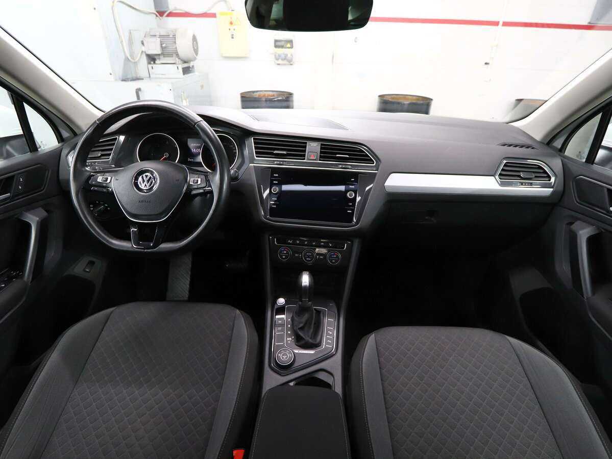 Volkswagen Tiguan 2018 года с пробегом. Фото: #16