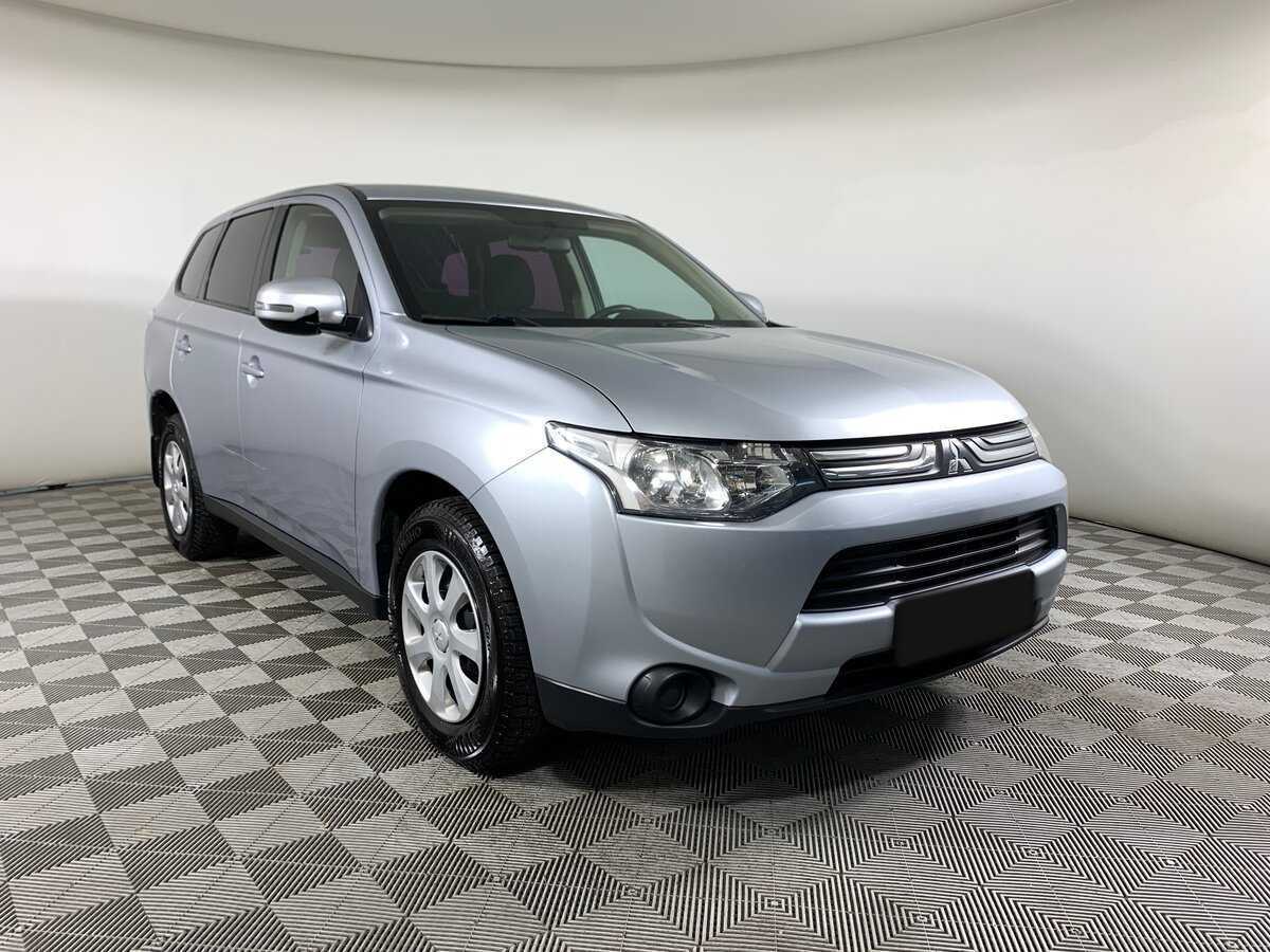 Mitsubishi Outlander 2013 года с пробегом. Фото: #2