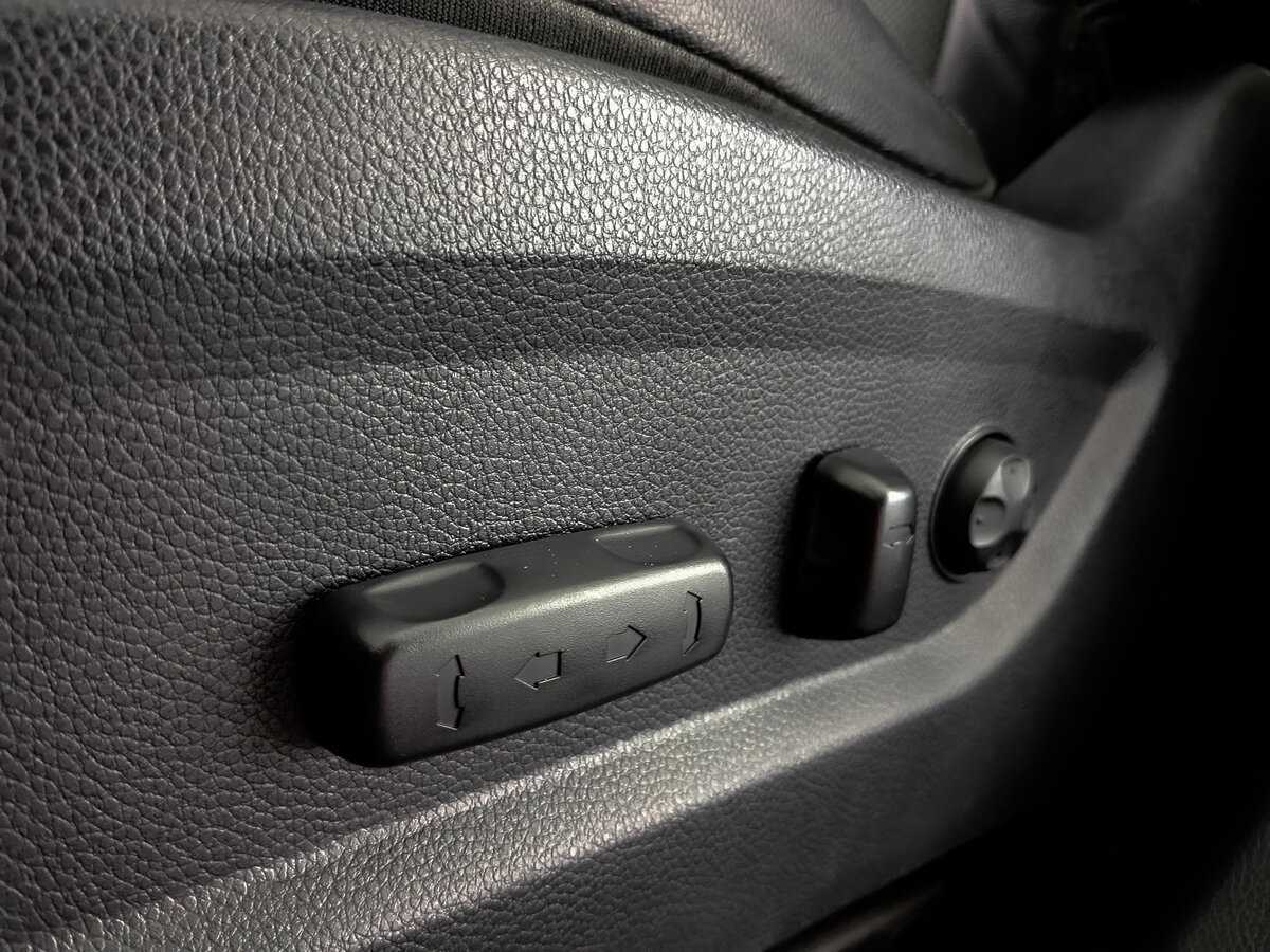 Hyundai Santa Fe 2017 года с пробегом. Фото: #16