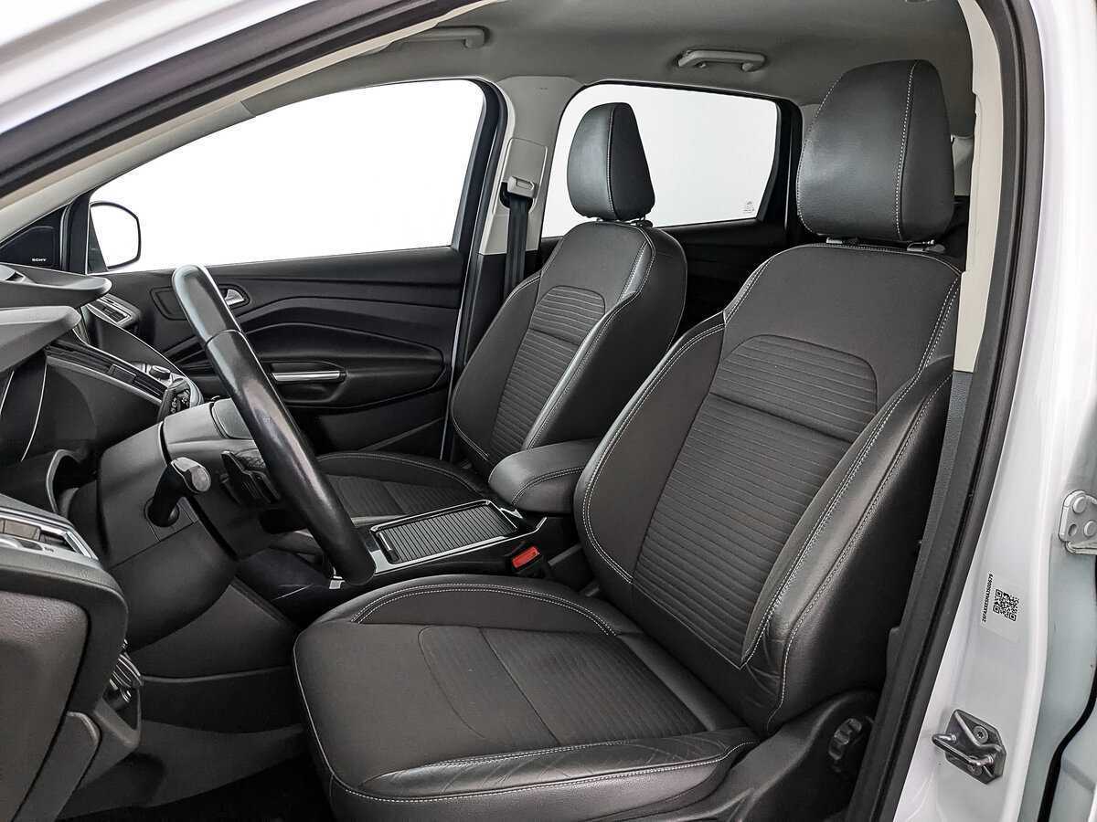 Ford Kuga 2018 года с пробегом. Фото: #19