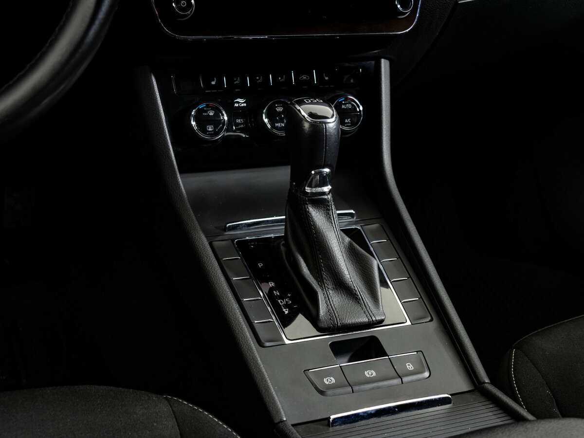 Skoda Superb 2018 года с пробегом. Фото: #11