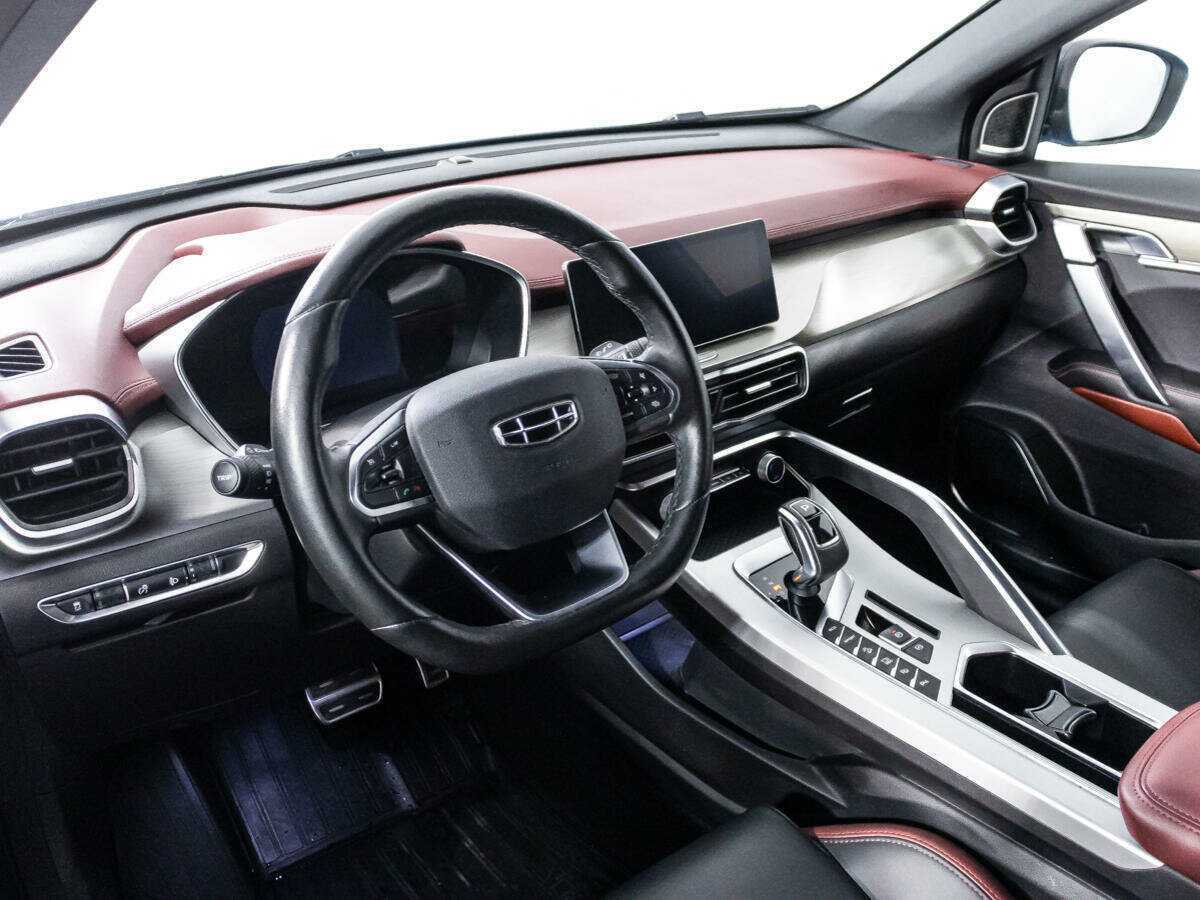 Geely Coolray 2022 года с пробегом. Фото: #10