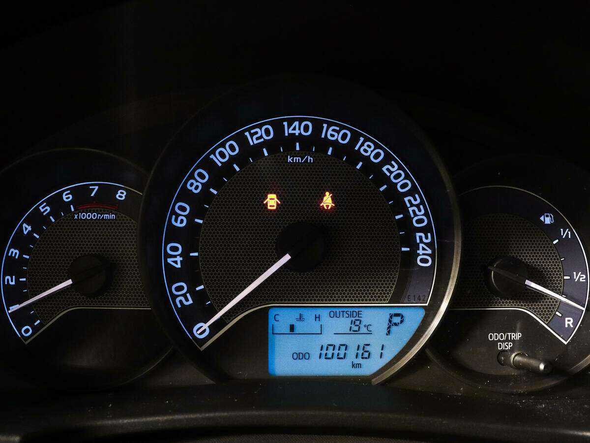 Toyota Corolla 2013 года с пробегом. Фото: #7