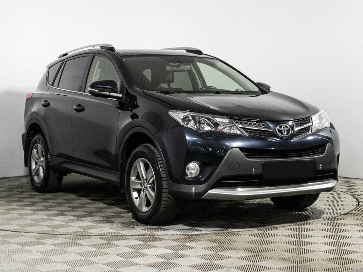 Toyota RAV4 2015 года с пробегом. Фото: #2
