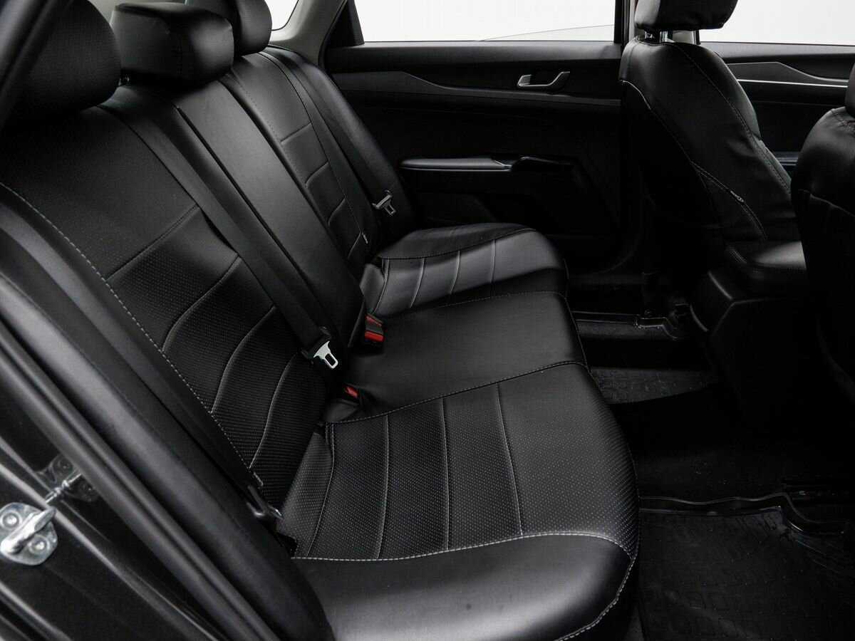 Kia K5 2021 года с пробегом. Фото: #10