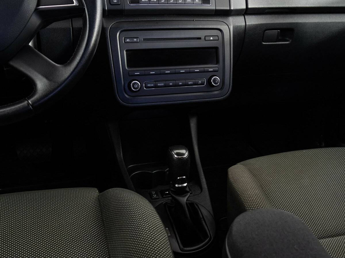 Skoda Fabia 2013 года с пробегом. Фото: #12