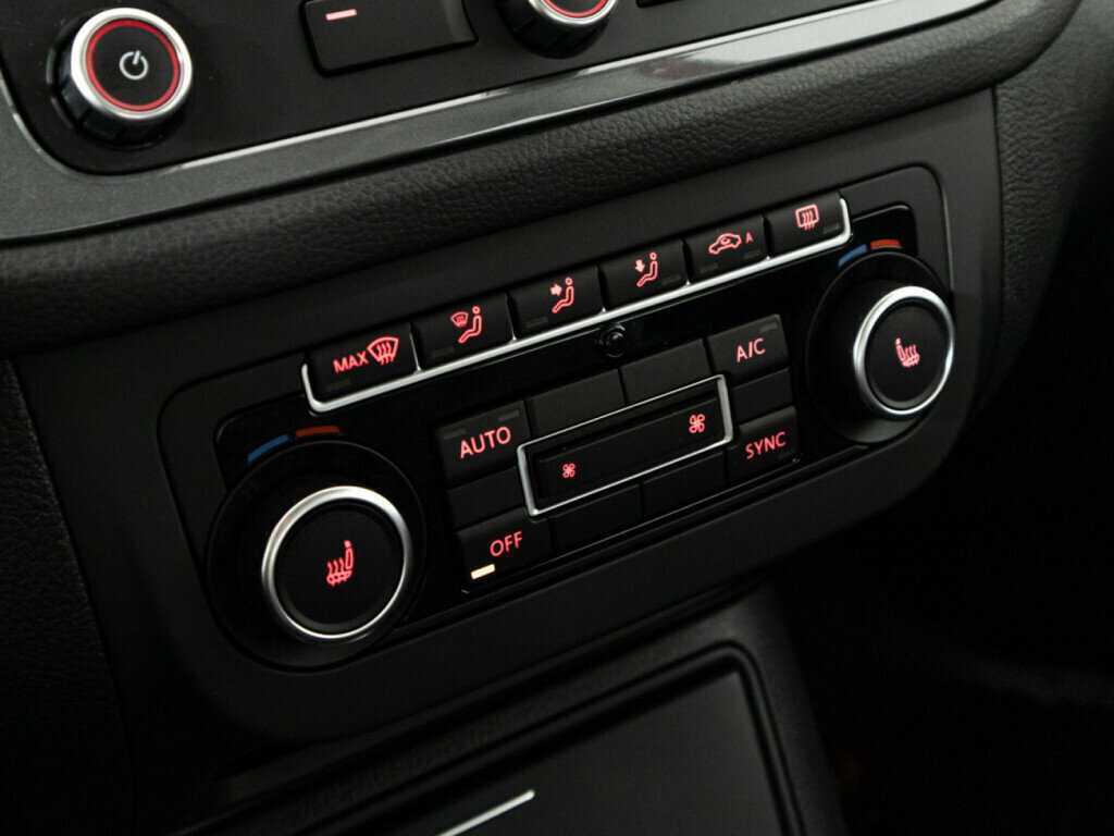 Volkswagen Tiguan 2012 года с пробегом. Фото: #15