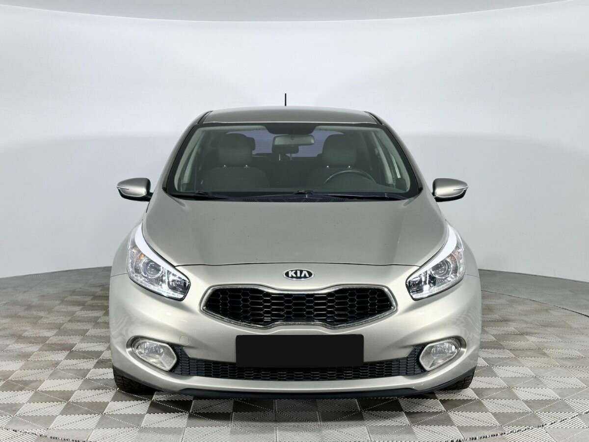 Kia Ceed 2014 года с пробегом. Фото: #2