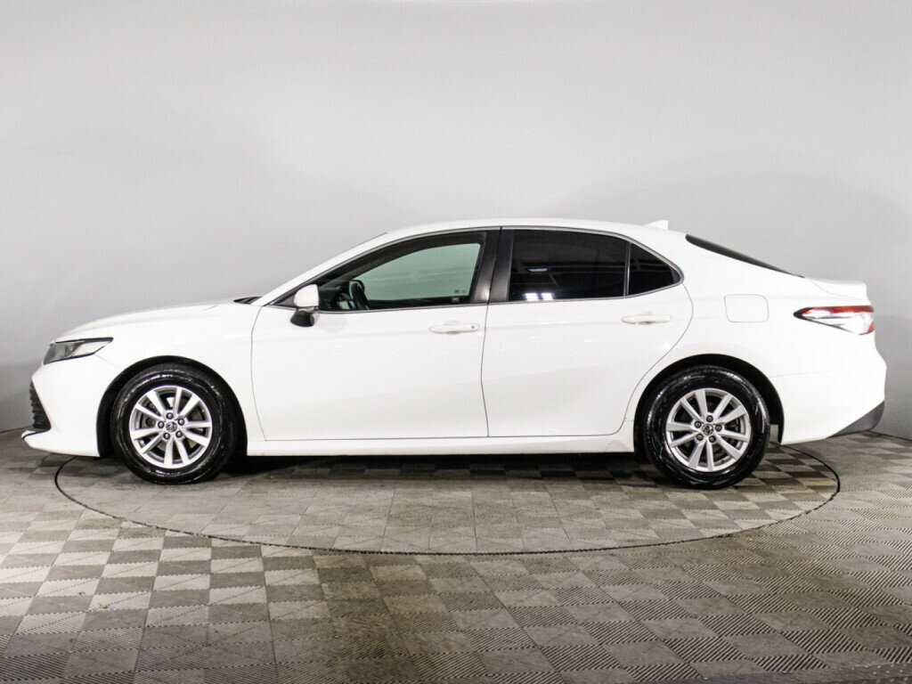 Toyota Camry 2018 года с пробегом. Фото: #7