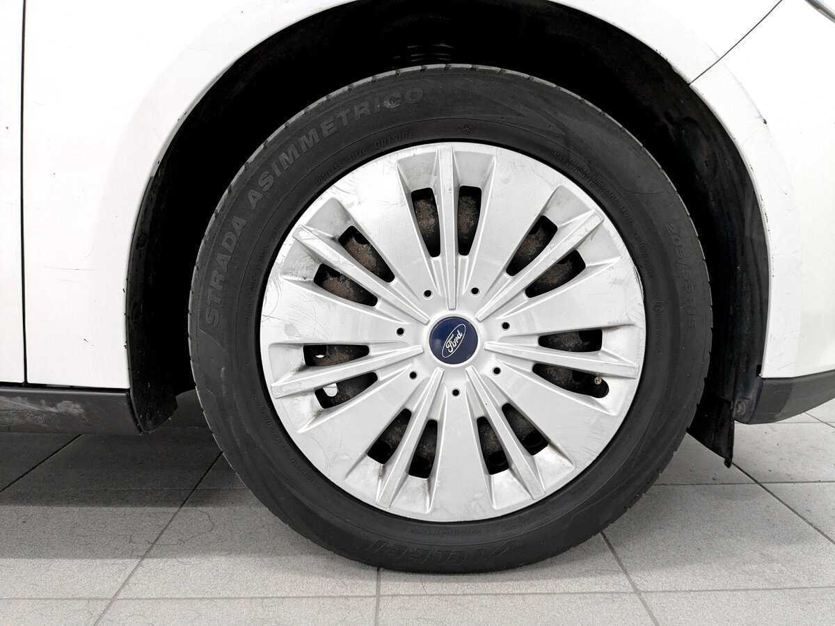 Ford Focus 2017 года с пробегом. Фото: #17