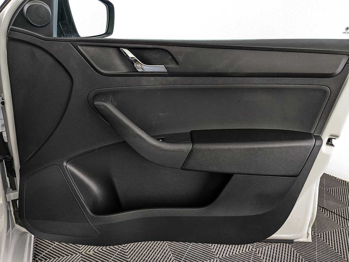 Skoda Rapid 2017 года с пробегом. Фото: #22