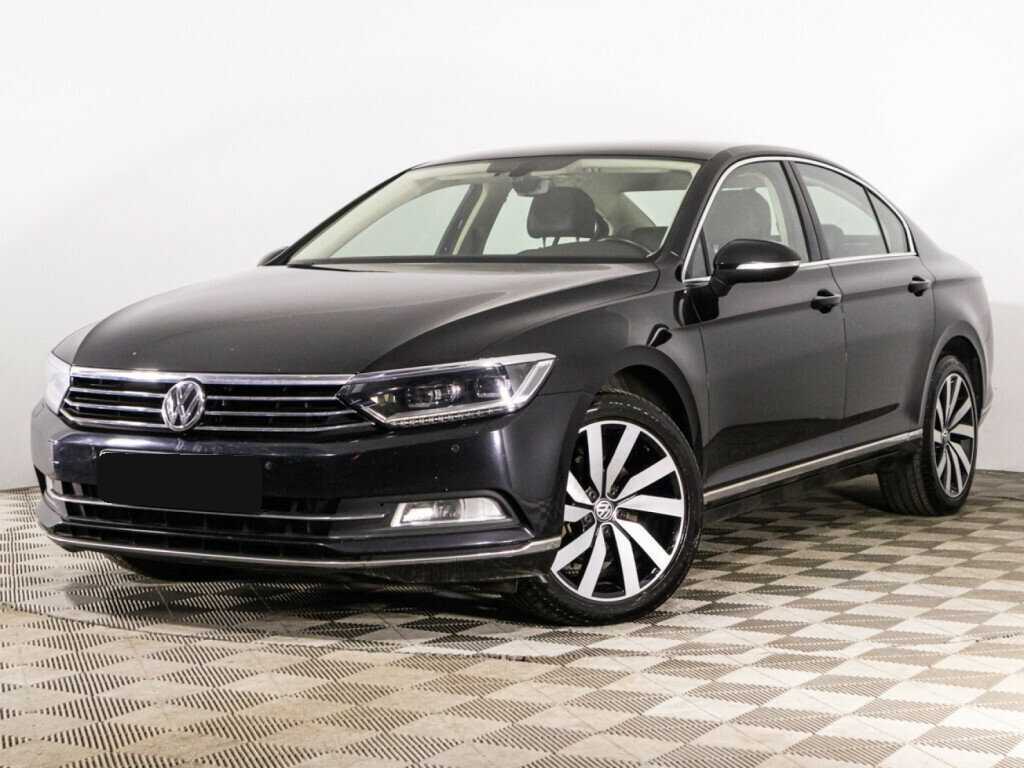 Volkswagen Passat 2016 года с пробегом. Посмотреть фото