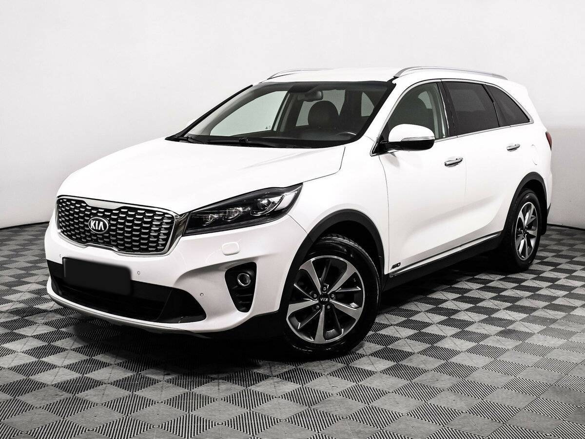 Kia Sorento 2018 года с пробегом. Посмотреть фото