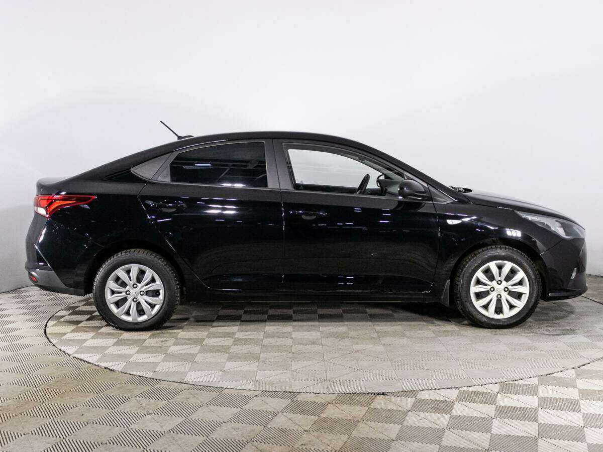 Hyundai Solaris 2021 года с пробегом. Фото: #3