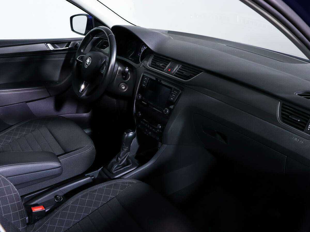 Skoda Rapid 2017 года с пробегом. Фото: #6