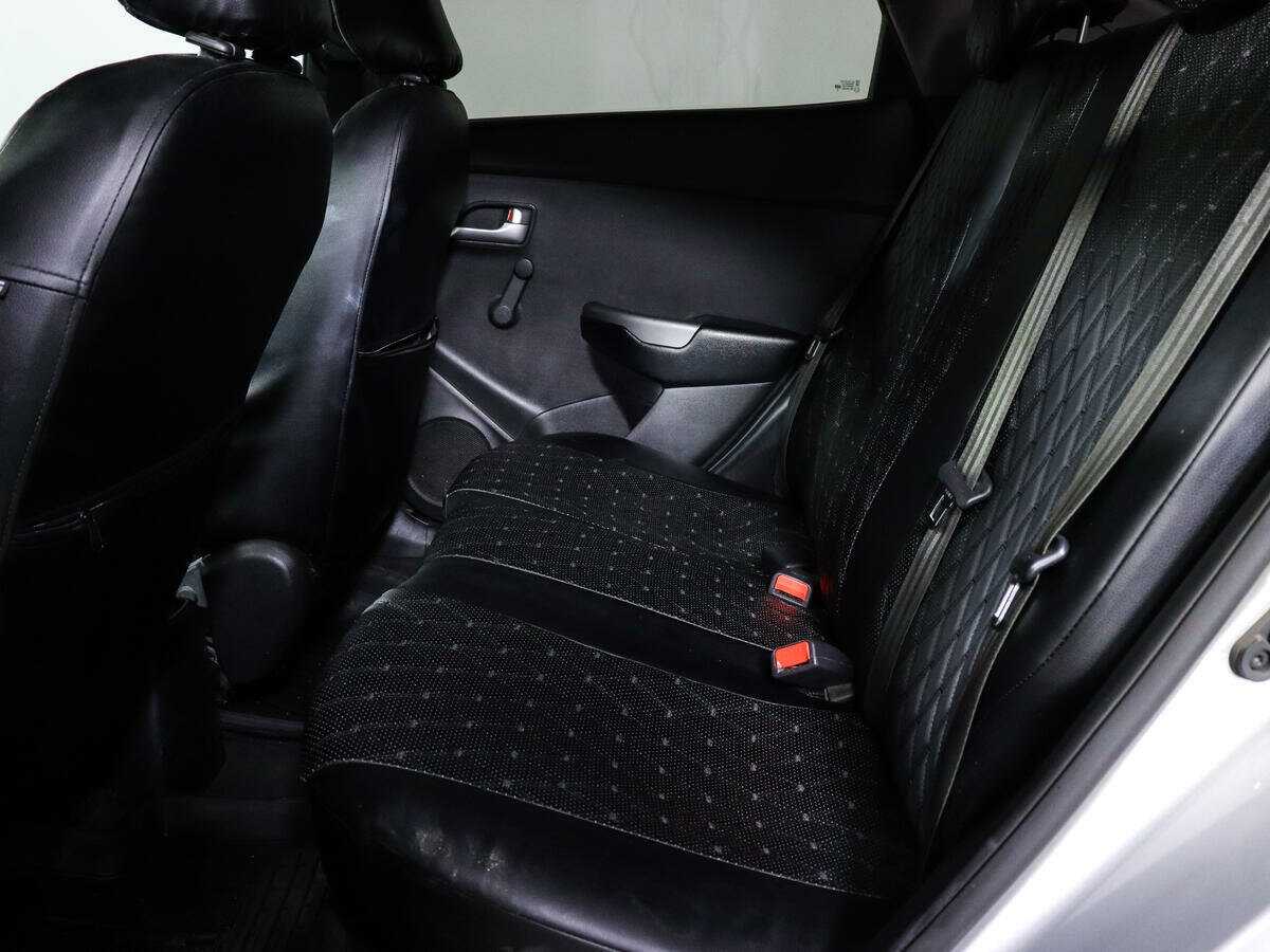 Kia Rio 2017 года с пробегом. Фото: #9