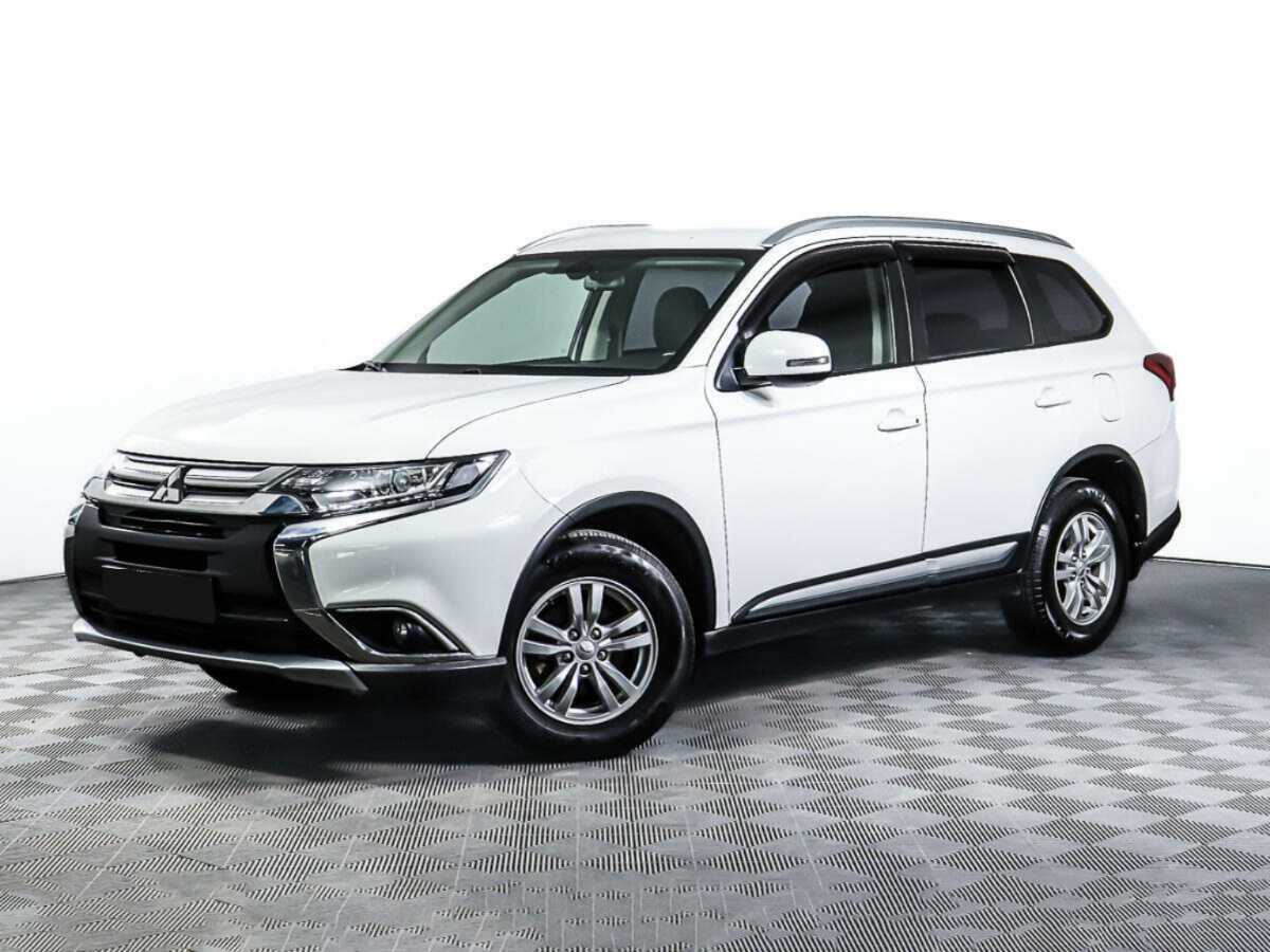 Mitsubishi Outlander 2018 года с пробегом. Фото: #0