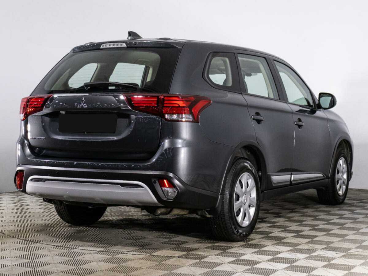 Mitsubishi Outlander 2021 года с пробегом. Фото: #3