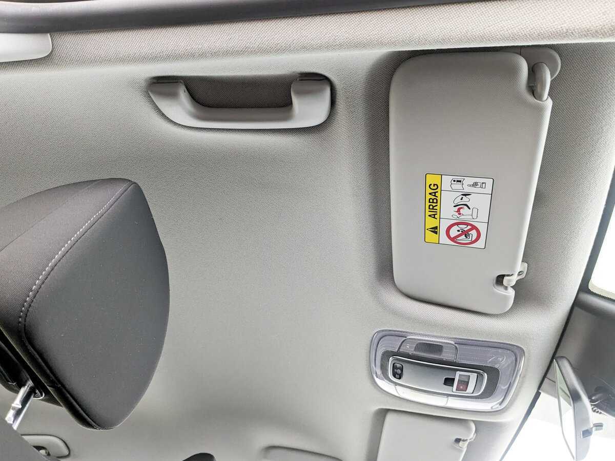 Hyundai Elantra 2021 года с пробегом. Фото: #15