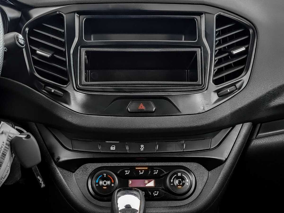 Lada (ВАЗ) Vesta 2021 года с пробегом. Фото: #12