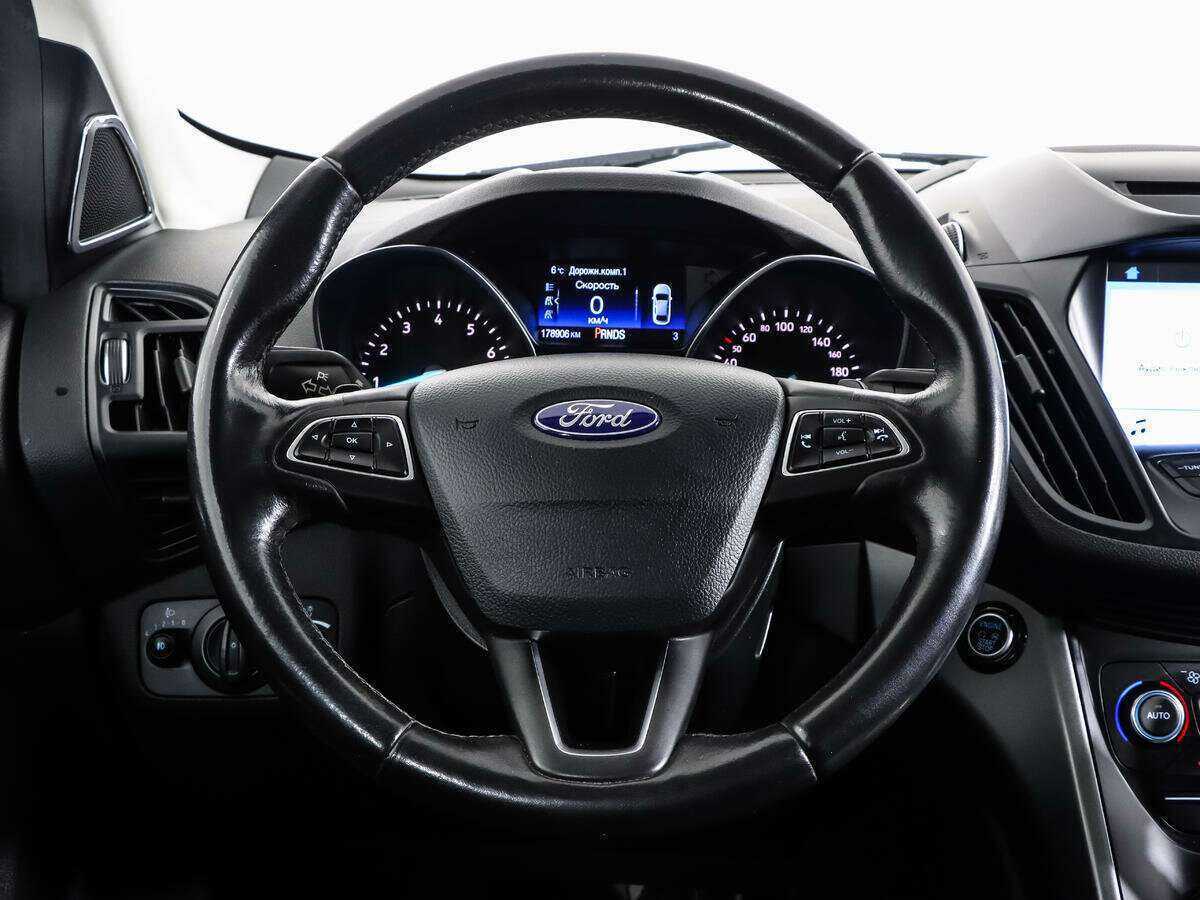 Ford Kuga 2017 года с пробегом. Фото: #9