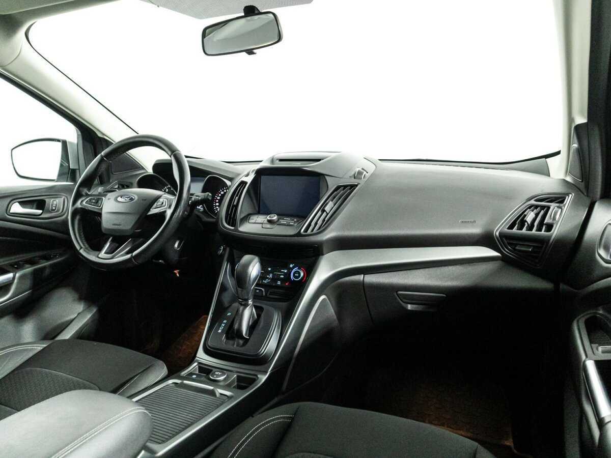 Ford Kuga 2017 года с пробегом. Фото: #8