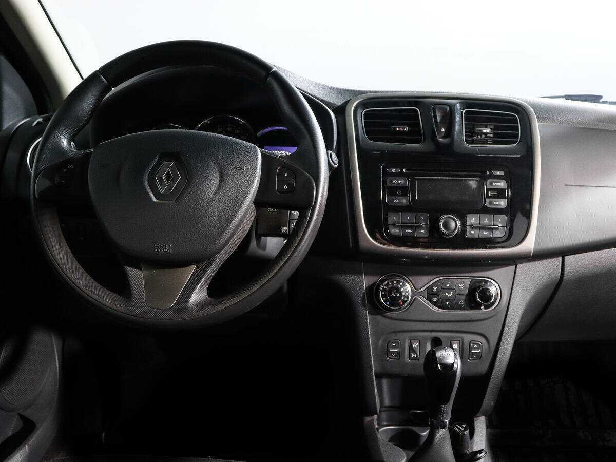 Renault Sandero 2016 года с пробегом. Фото: #11