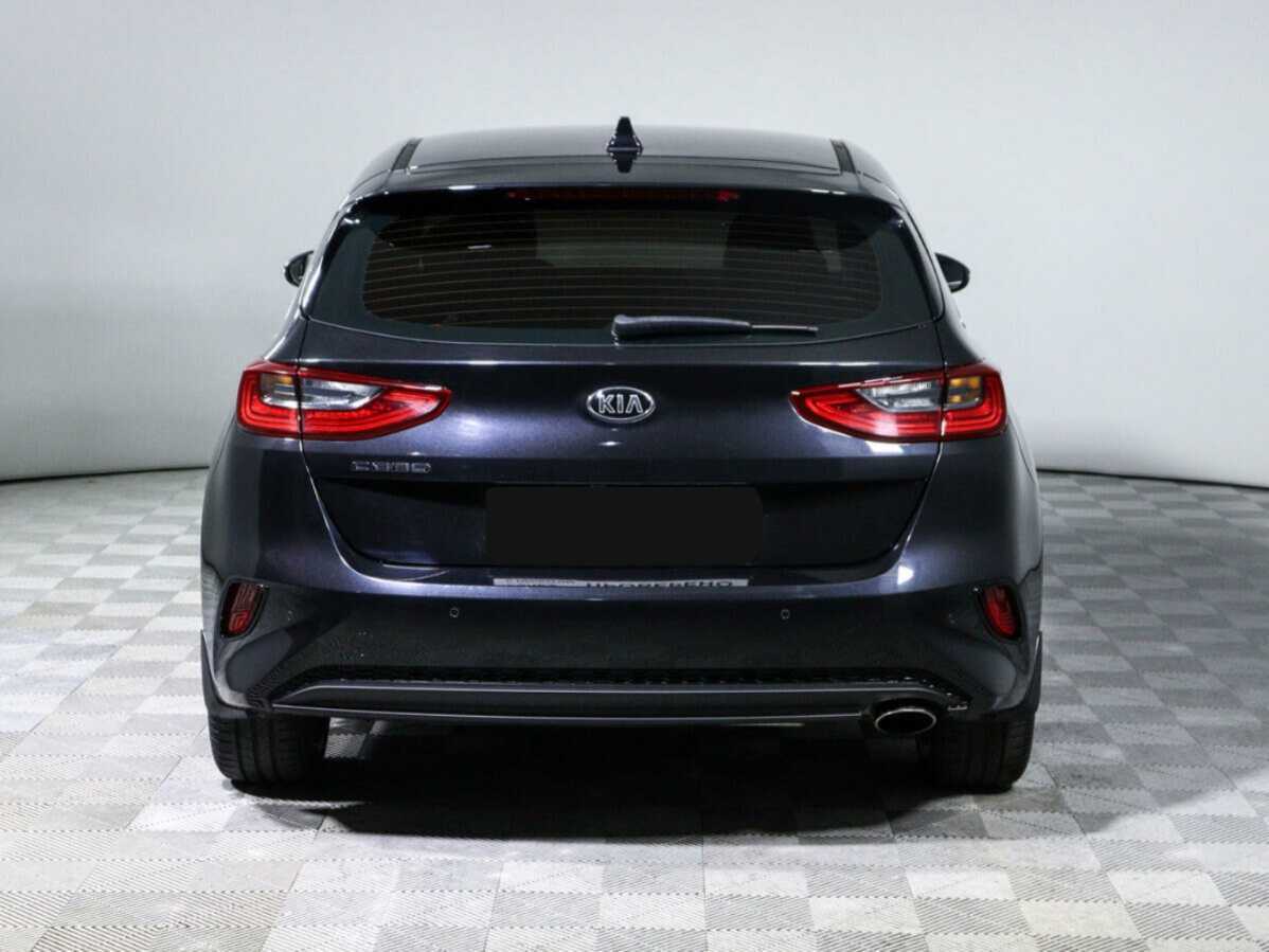 Kia Ceed 2020 года с пробегом. Фото: #4