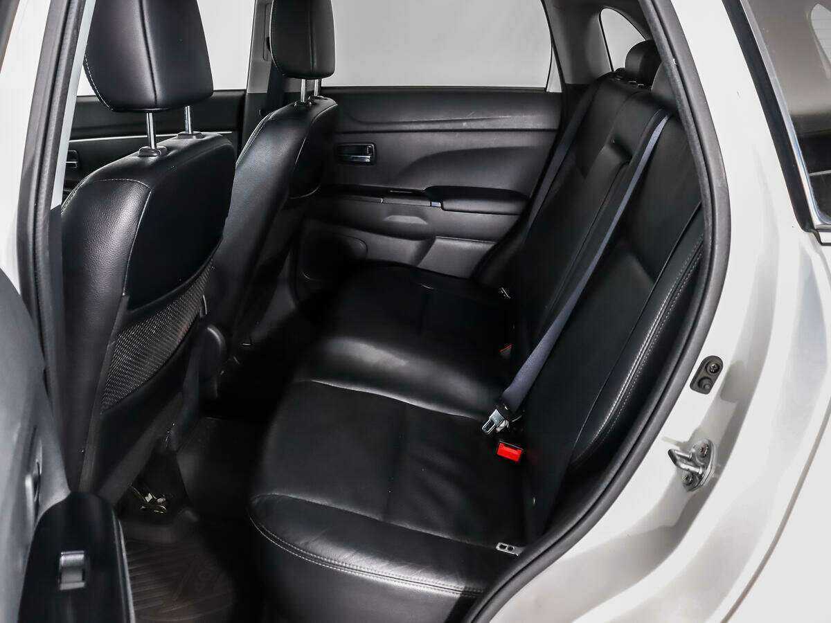 Peugeot 4008 2012 года с пробегом. Фото: #11